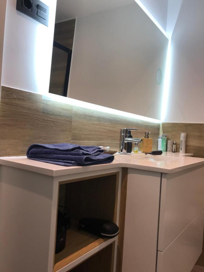 Small Lux Beachcity Close To The River,Metro And Parking Bilbao Zewnętrze zdjęcie